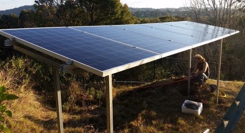 iQ Reserve - solar pumping system (panels-frame)